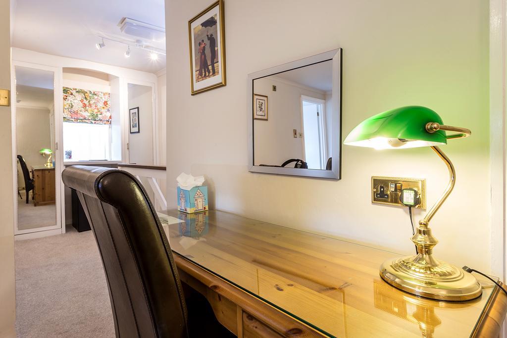 Bed and Breakfast Aquae Sulis Бат Экстерьер фото